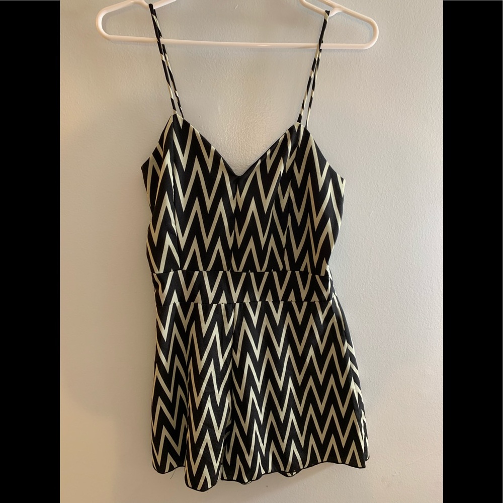 Carolina black and white mini dress Small